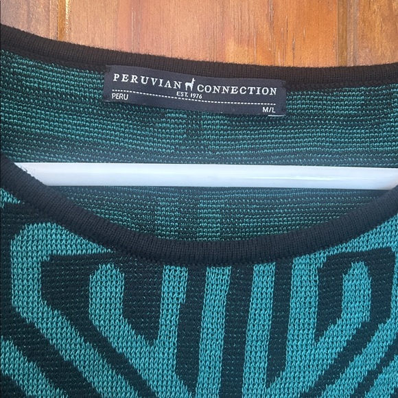 Peruvian Connection Aztec Print Half Sleeve Sweater - Picture 2 of 6